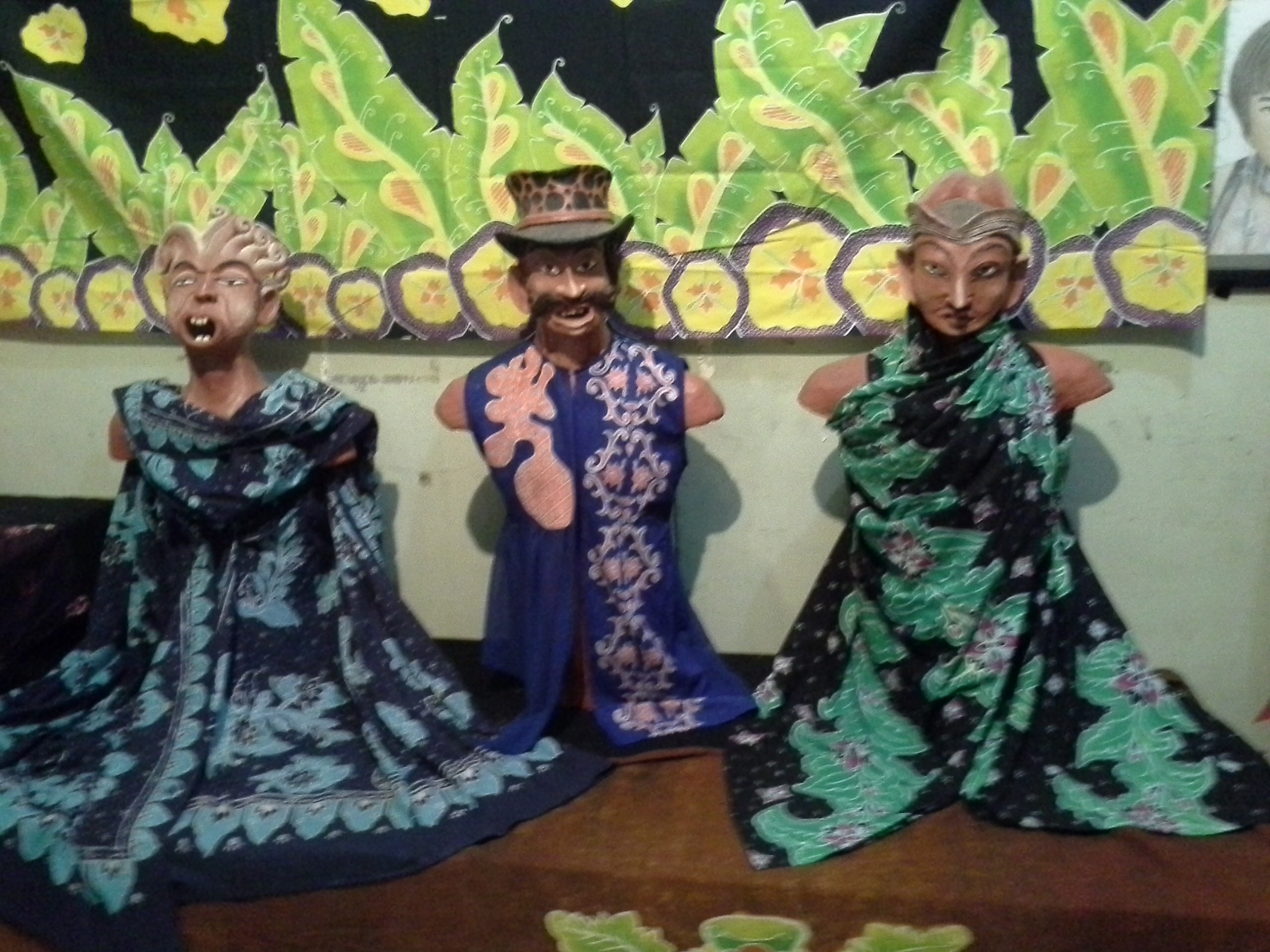 Pamer Karya Kolaborasi Batik dan Keramik dalam Rangka UAS