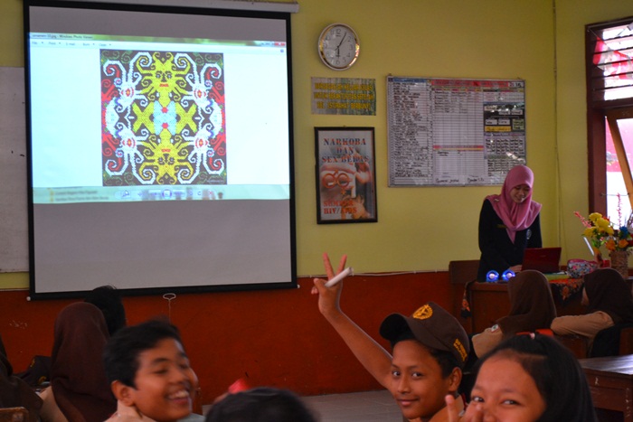 Kegiatan Praktik Lapangan Mahasiswa UM ke SMPN 10 Malang