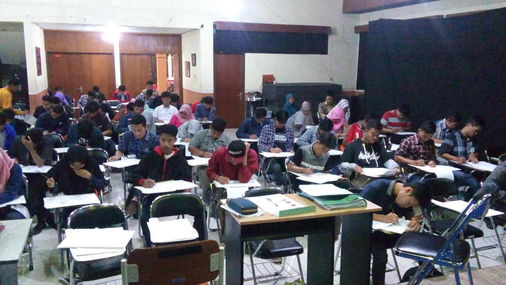 Pelaksanaan Uji Ketrampilan Seni Rupa/Desain 1 Juni 2016