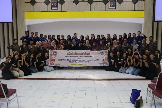 FGD dan Pentas Bersama Prodi Pendidikan Seni Tari FBSB UNY dan Prodi Pendidikan Seni Tari dan Musik FS UM